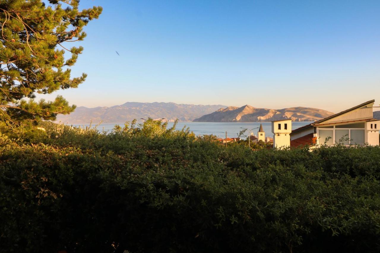 Apartments Blue And Green With Balcony Baška Buitenkant foto